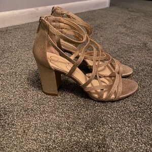 Gold & sparkly heels!